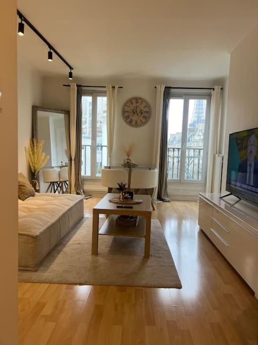 Appartement Paris Vue Tour Eiffel Trocadero Экстерьер фото