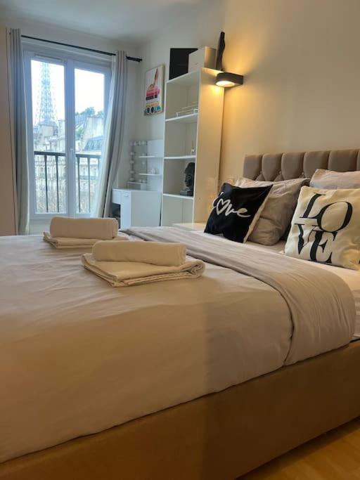 Appartement Paris Vue Tour Eiffel Trocadero Экстерьер фото
