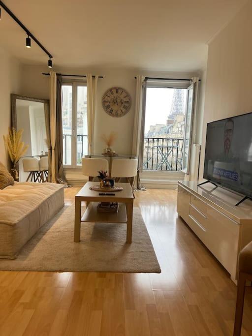 Appartement Paris Vue Tour Eiffel Trocadero Экстерьер фото