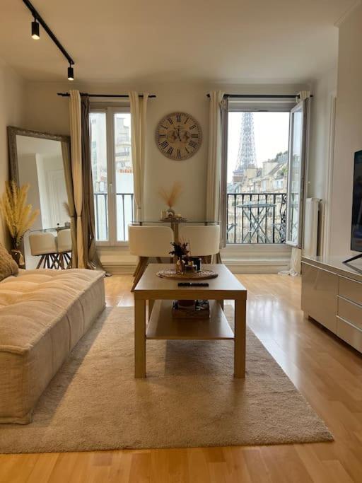 Appartement Paris Vue Tour Eiffel Trocadero Экстерьер фото